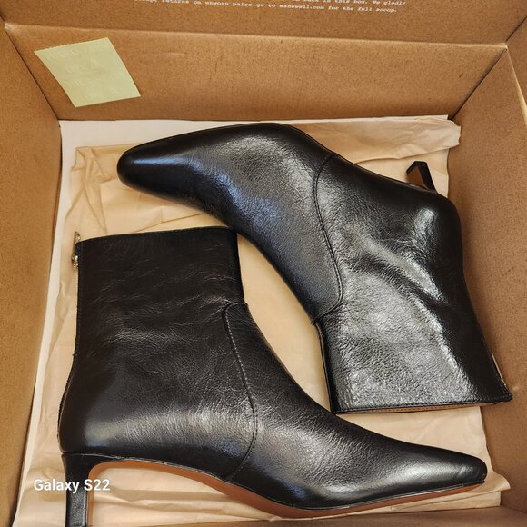 Madewell The Dimes Kitten-Heel Booties in Crinkle. NIB. Size 6 - Picture 15 of 16